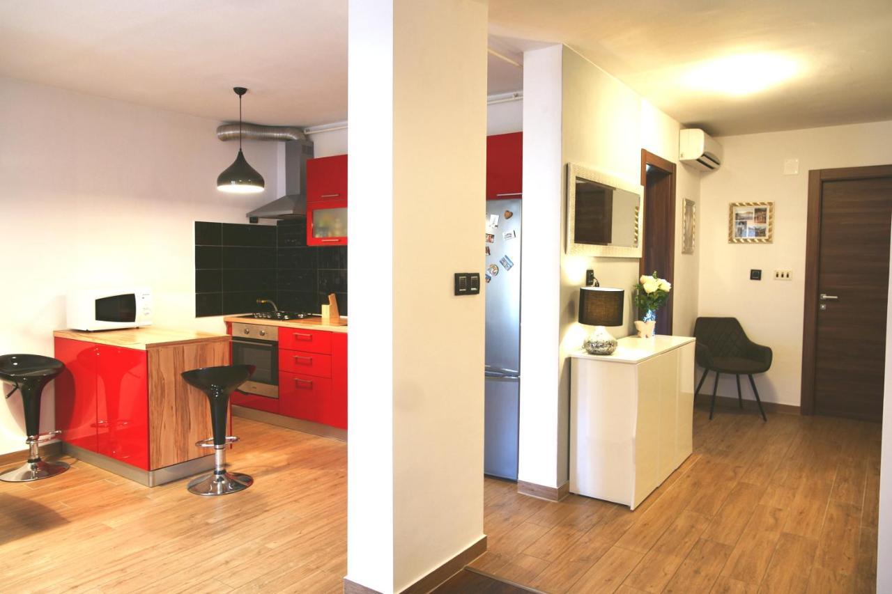 Apartment Grbin Pula Bagian luar foto