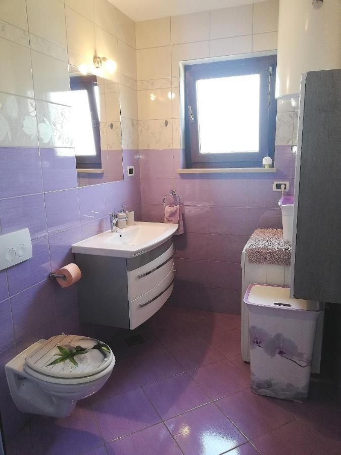 Apartment Grbin Pula Bagian luar foto