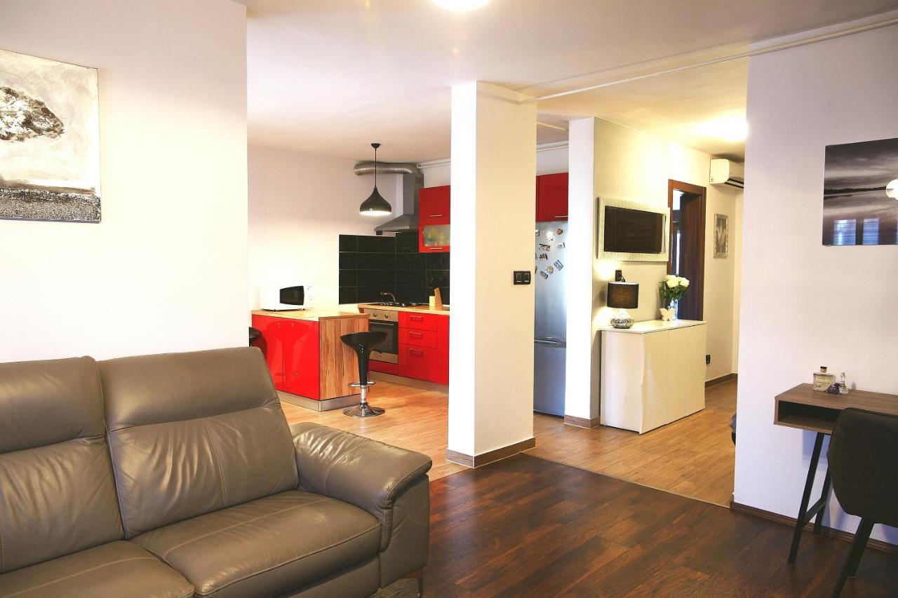 Apartment Grbin Pula Bagian luar foto