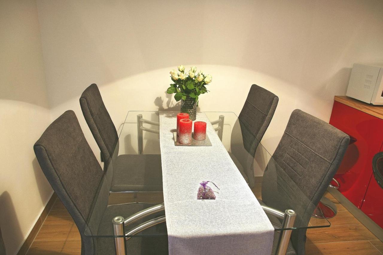 Apartment Grbin Pula Bagian luar foto