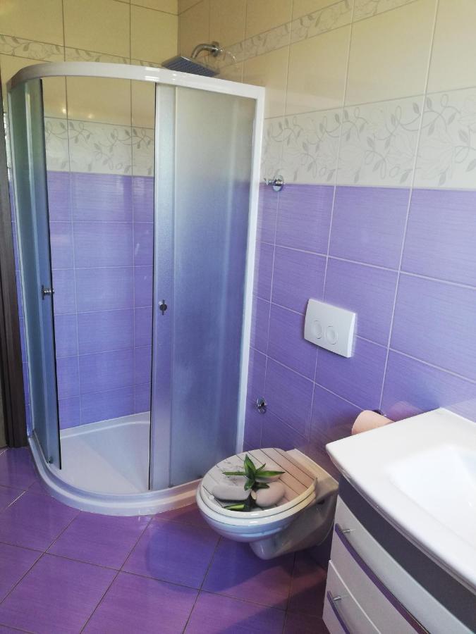 Apartment Grbin Pula Bagian luar foto